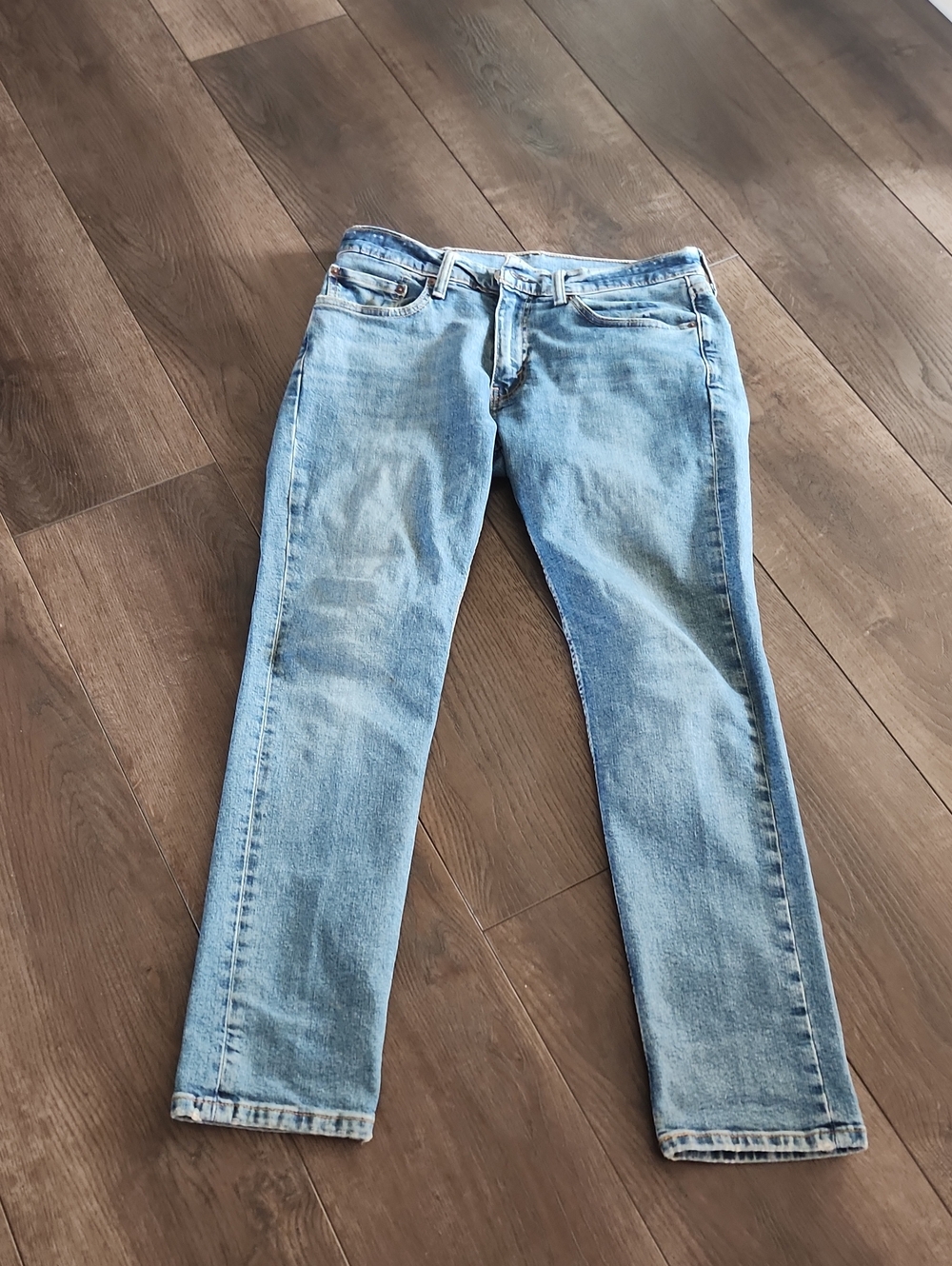 Levis 569  Mens 34 X 32 Jeans Straight Denim Med Wash Blue S40196
